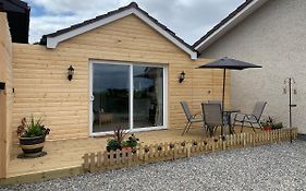 TomaX Garden Cabin